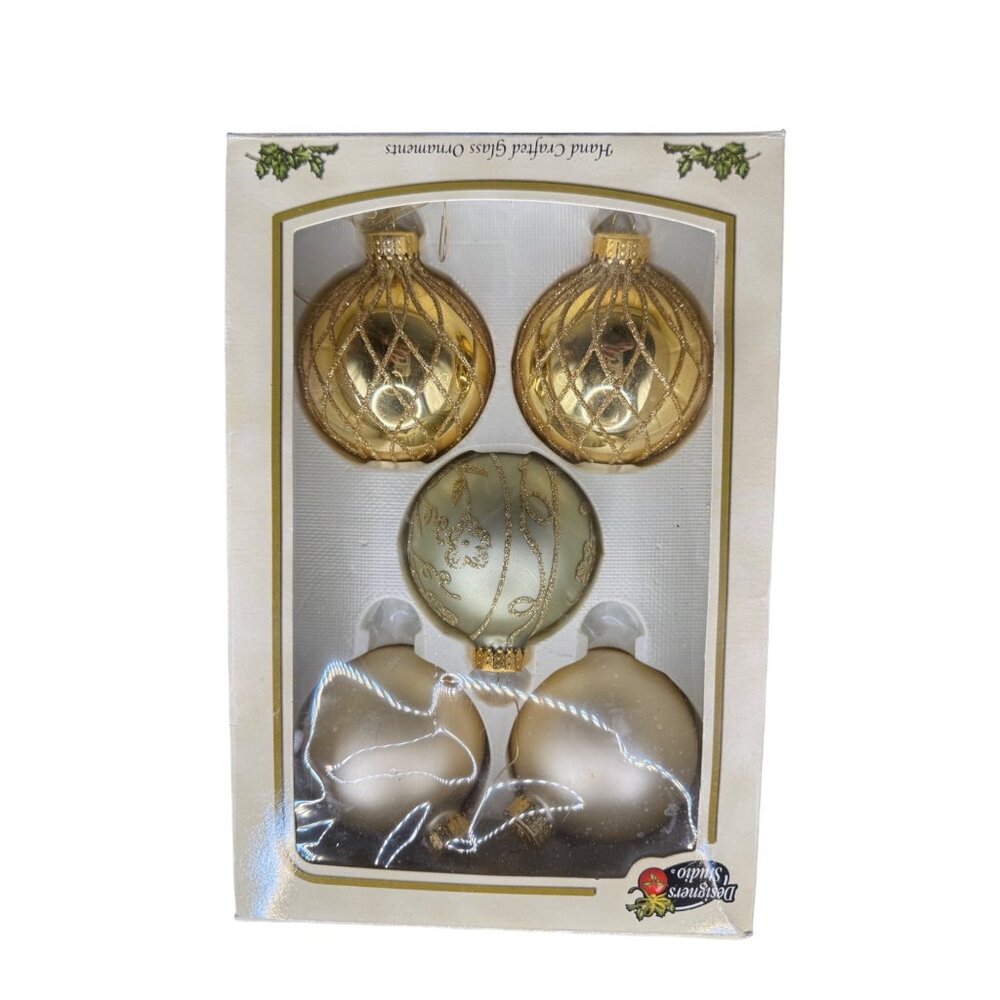 Vtg. Designer Studios Handcrafted Glass Christmas Ornaments Set Of 5 in Box